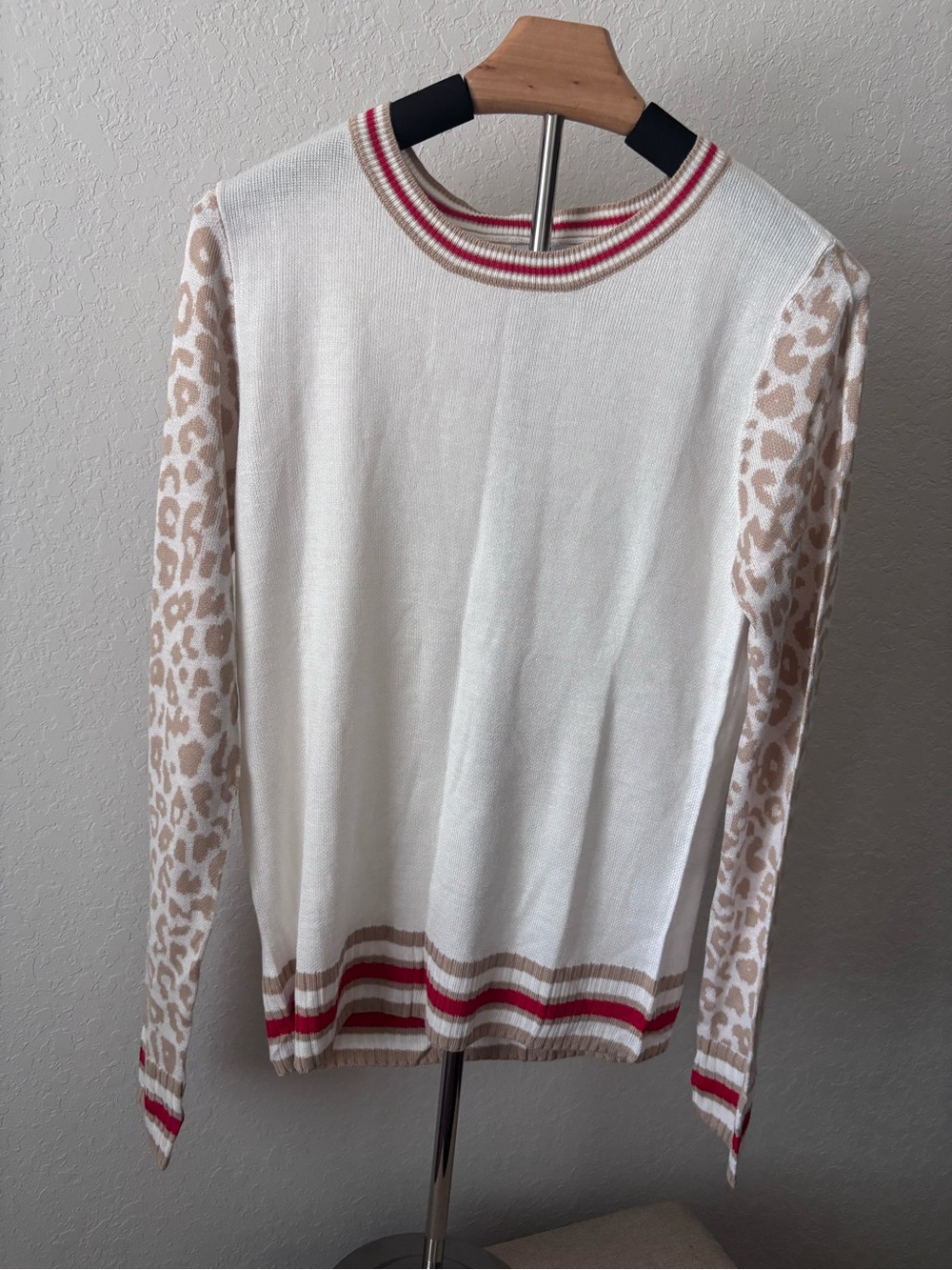 Polagram Women’s Sweater S Cream Leopard Print Sleeve Red Stripe Viscose Knit